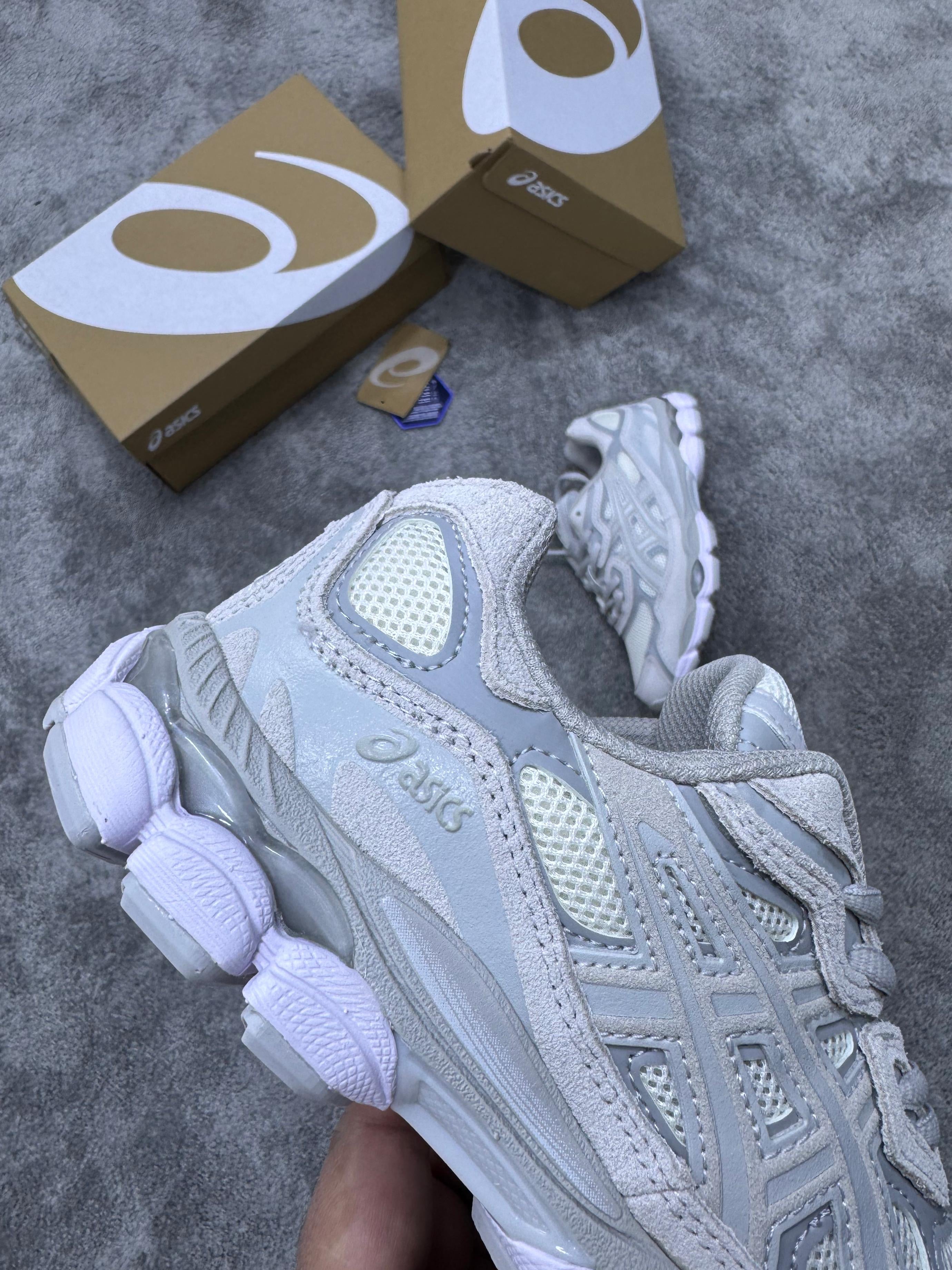 Asics GEL-NYC “con gris”