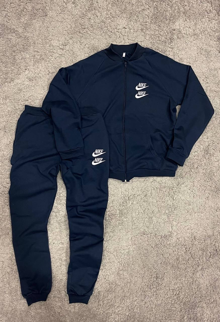 Chándal Nike “nuevo” "Baja calidad"