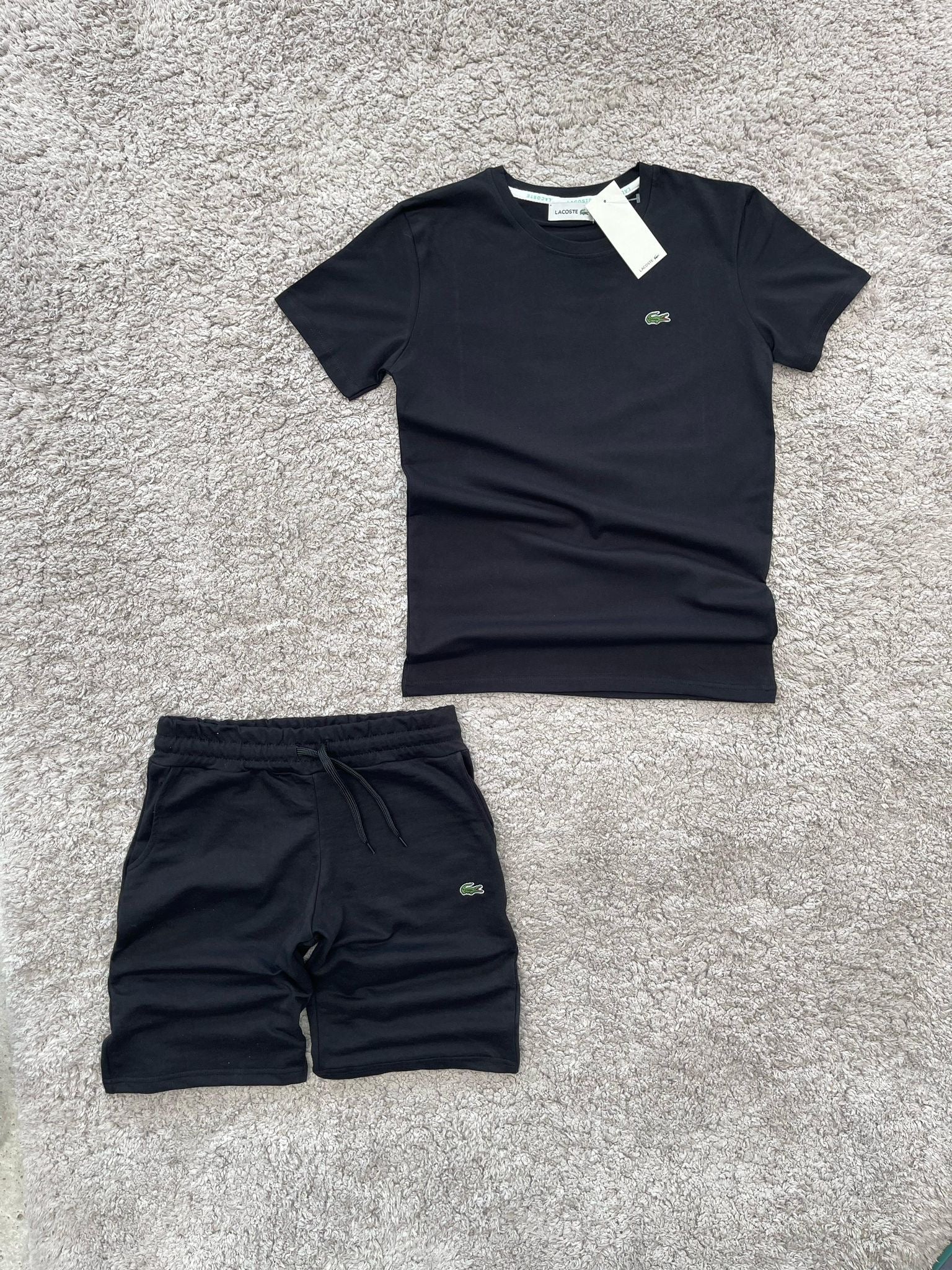 Nuevos Conjuntos de verano Lacoste